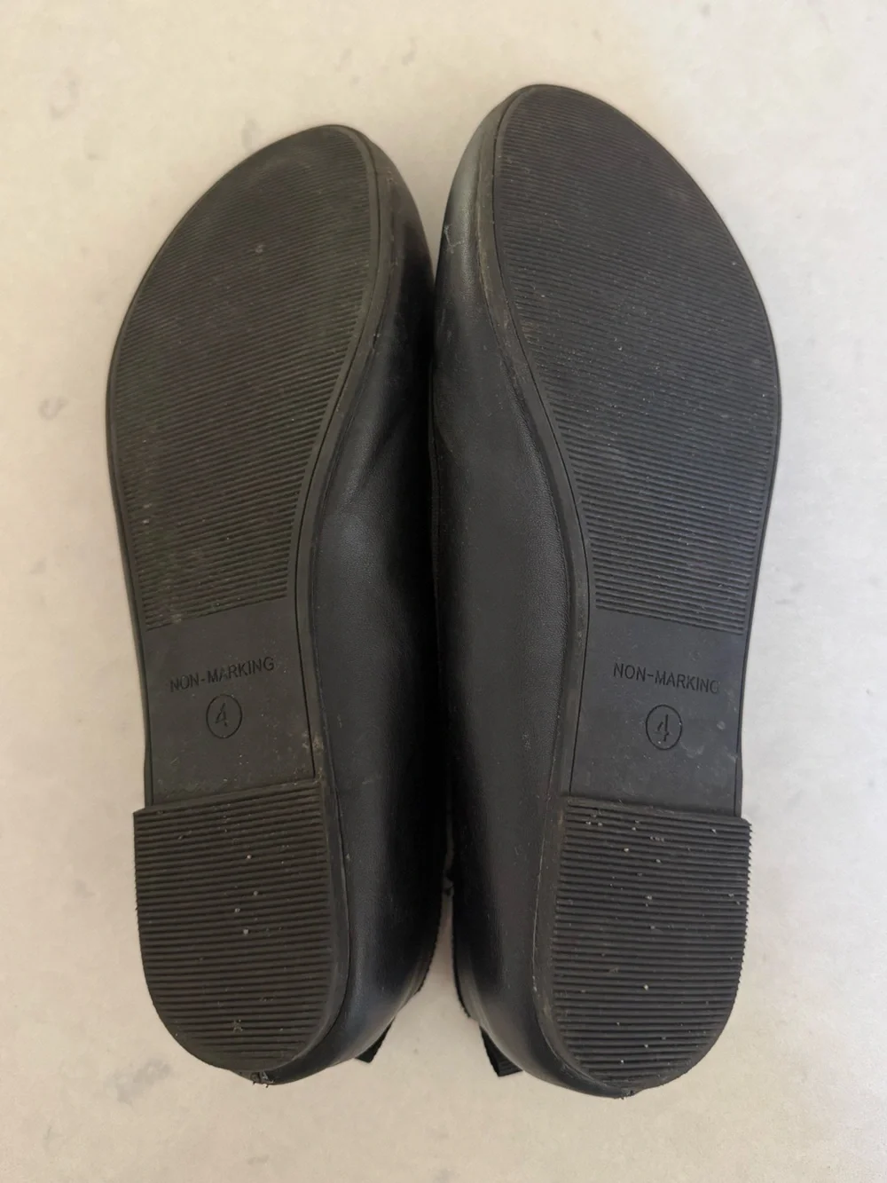 Cat & Jack Black Girls' Bow Ballet Flats